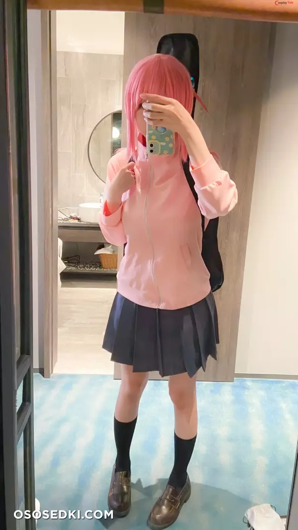 Arty Huang (Arty亚缇) cosplay Bocchi - Bocchi The Rock - 44
