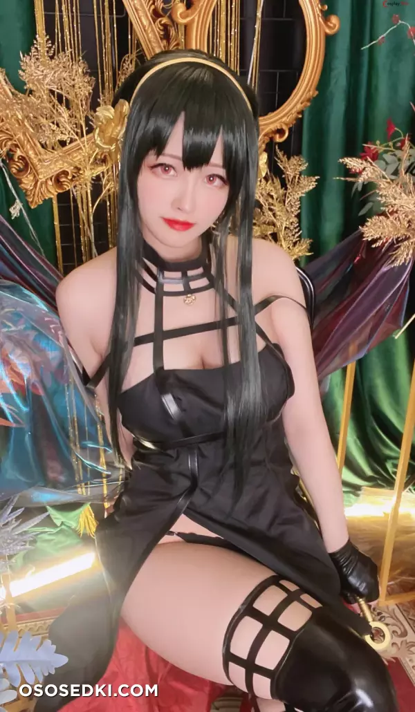 Arty Huang (Arty亚缇) cosplay Yor Forger - Spy x Family - 21