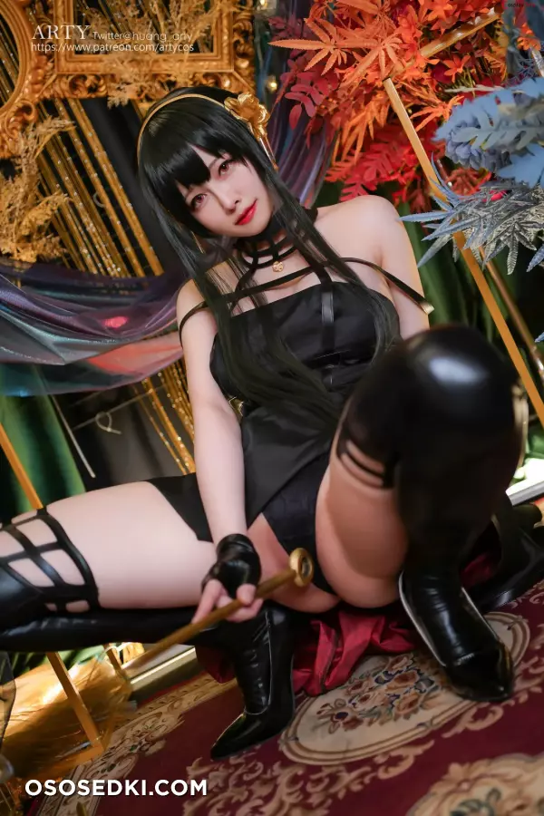 Arty Huang (Arty亚缇) cosplay Yor Forger - Spy x Family - 8