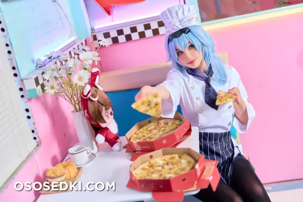 Joyce (Joyce Lin2x) cosplay Eula Pizza - Genshin Impact - 5