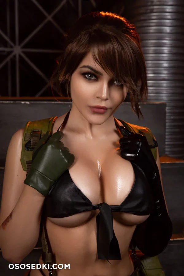 Kalinka Fox | Christina Fink - Quiet - Metal Gear Solid - 17