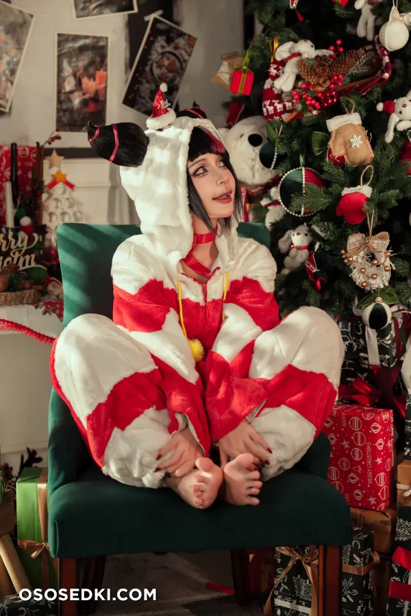 Umeko J - Juri Han Christmas - 2