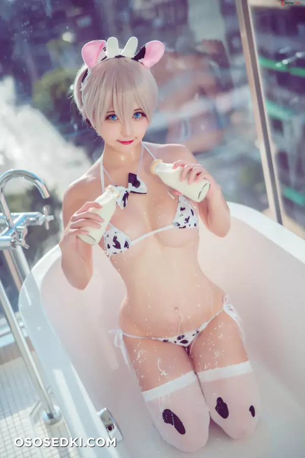 Okita Rinka (沖田凜花Rinka) cosplay Hana Uzaki - Uzaki-chan Wants to Hang Out! - 32