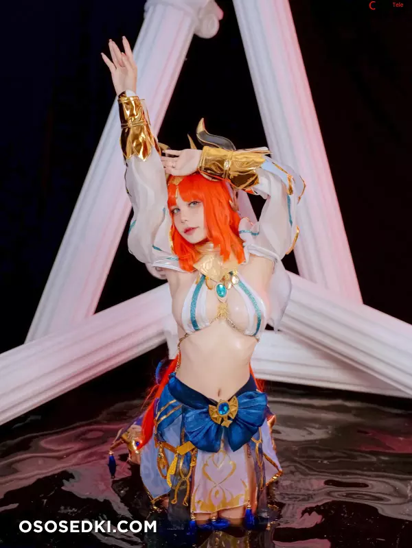Joyce (Joyce Lin2x) cosplay Nilou - Genshin Impact - 10