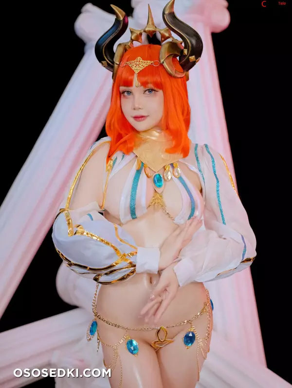 Joyce (Joyce Lin2x) cosplay Nilou - Genshin Impact - 20