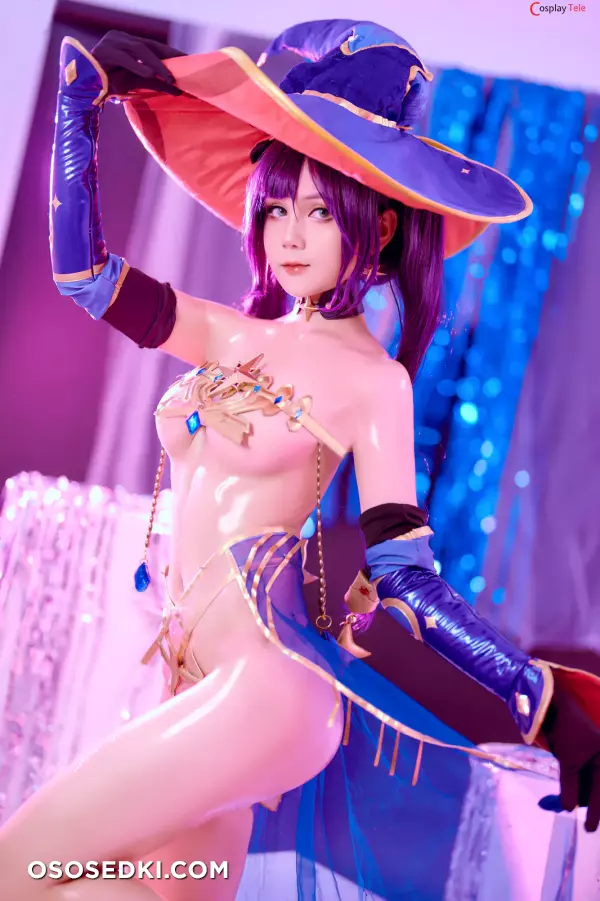 Joyce (Joyce Lin2x) cosplay Mona - Genshin Impact - 33