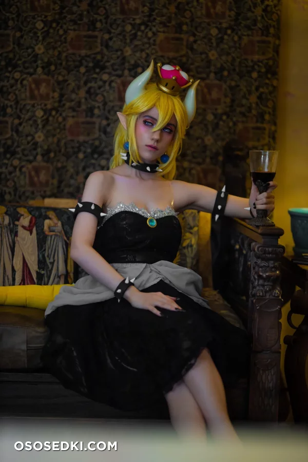 Lana Rain - Super Crown Bowser - Super Mario Brothers | Super Mario Bros. - 7