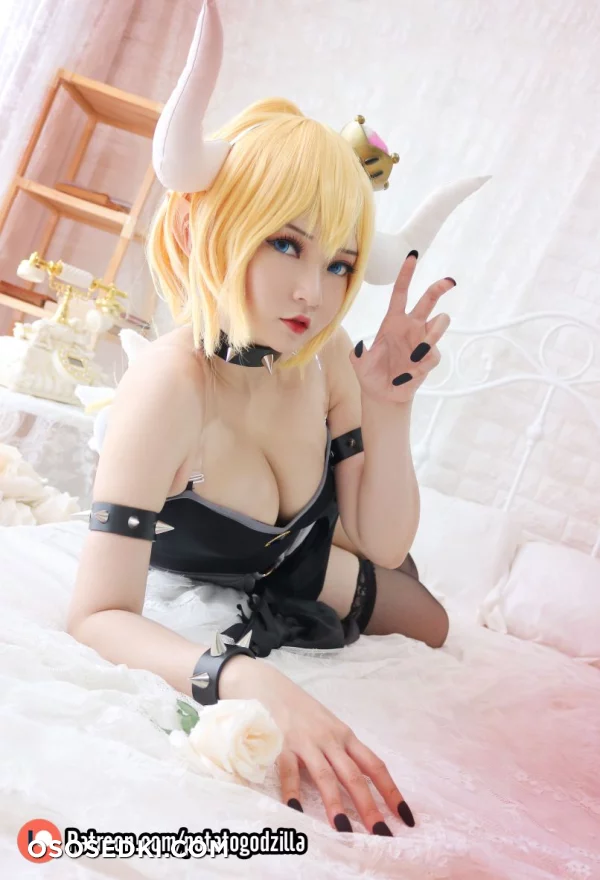 Potato Godzilla - Bowsette (Mario Bros) - 23