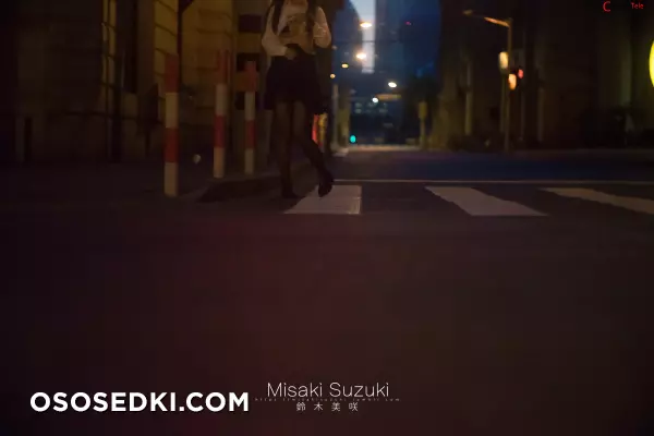 铃木美咲 (Misaki Suzuki) - Early Morning Intersection - 1