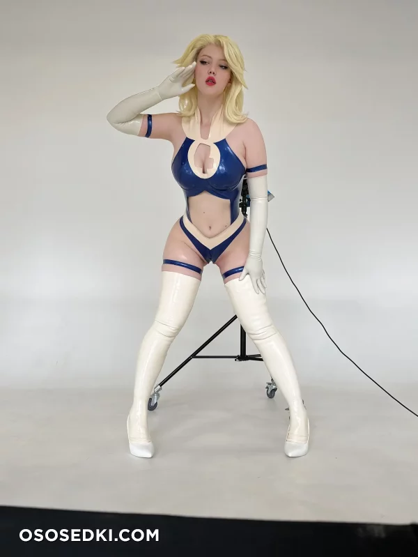 Lada Lyumos - Susan Storm | Invisible Woman - Fantastic Four - 57