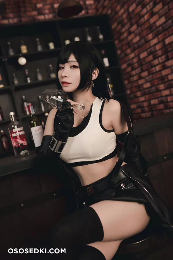MeenFox - Tifa Lockhart Photobook Digital Remake And Sexy - 10