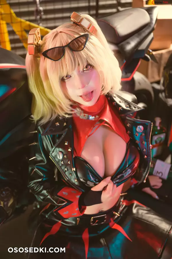 Umeko J cosplay Burnice White - Zenless Zone Zero - 10