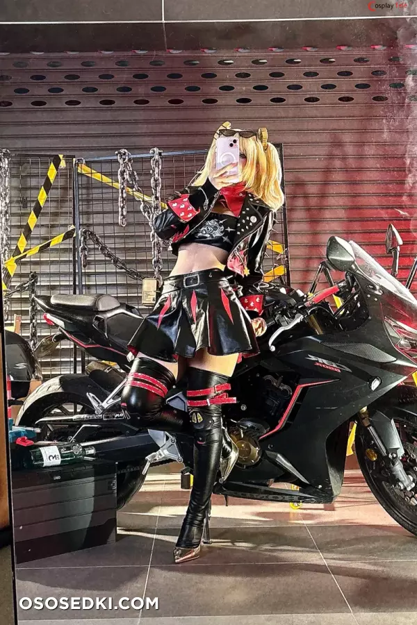 Umeko J cosplay Burnice White - Zenless Zone Zero - 79