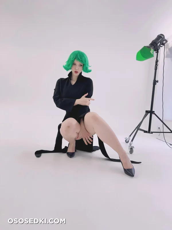 Lada Lyumos - Senritsu No Tatsumaki - One Punch Man - 27