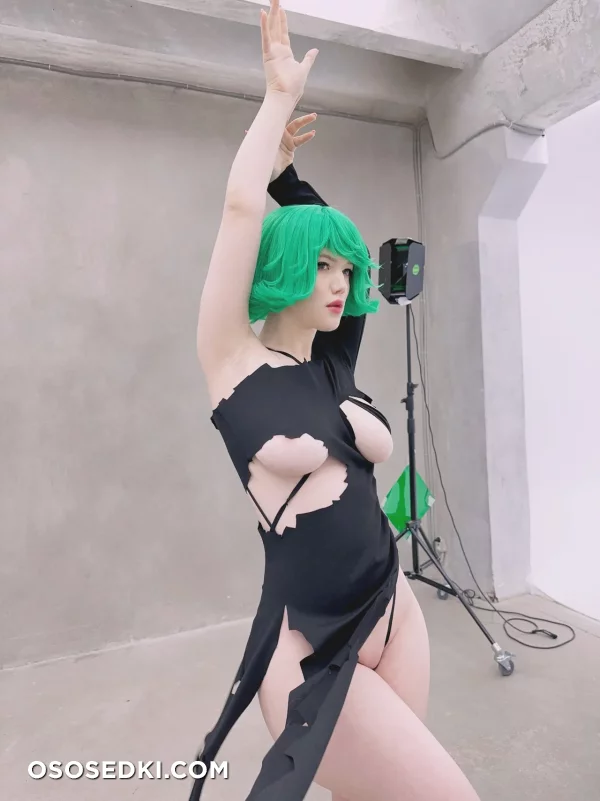 Lada Lyumos - Senritsu No Tatsumaki - One Punch Man - 29