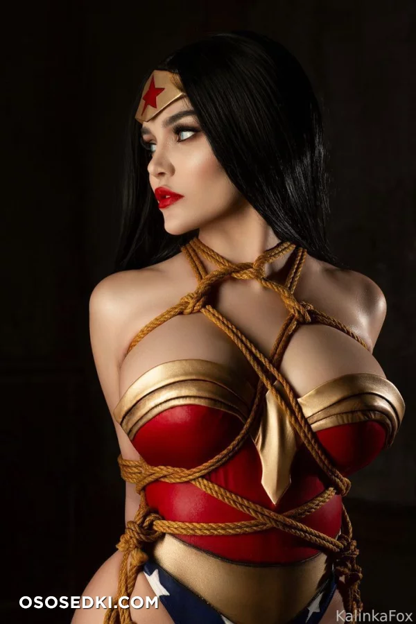 Kalinka Fox | Christina Fink - Wonder Woman - Justice League - 10