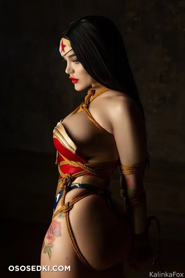 Kalinka Fox | Christina Fink - Wonder Woman - Justice League - 2