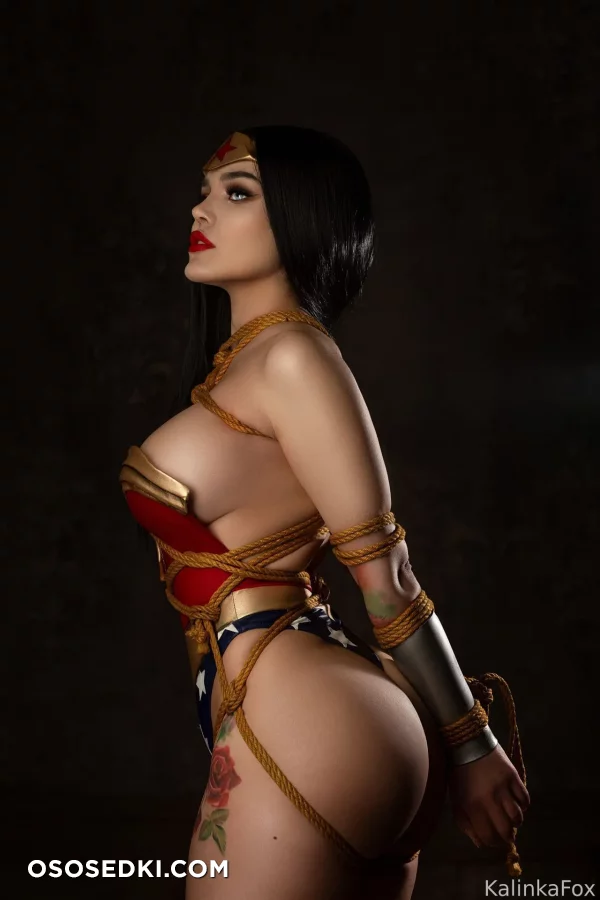 Kalinka Fox | Christina Fink - Wonder Woman - Justice League - 4