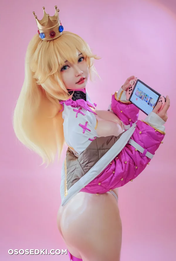 Potato Godzilla - Princess Peach - Super Mario Brothers | Super Mario Bros. - 4