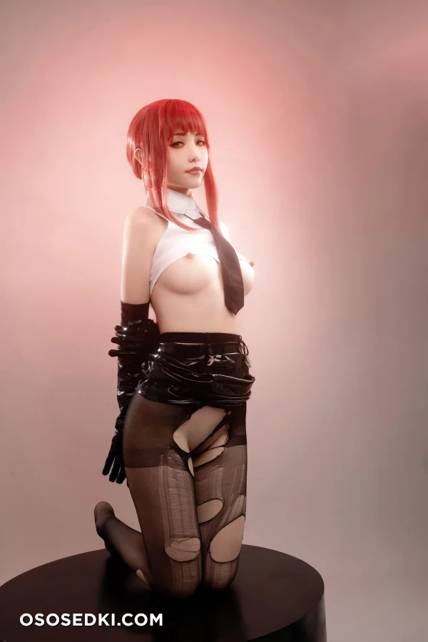 HornyCos - Red-Haired Petite Beauty Cosplays As Chainsaw Man Makima (Patreon) - 30