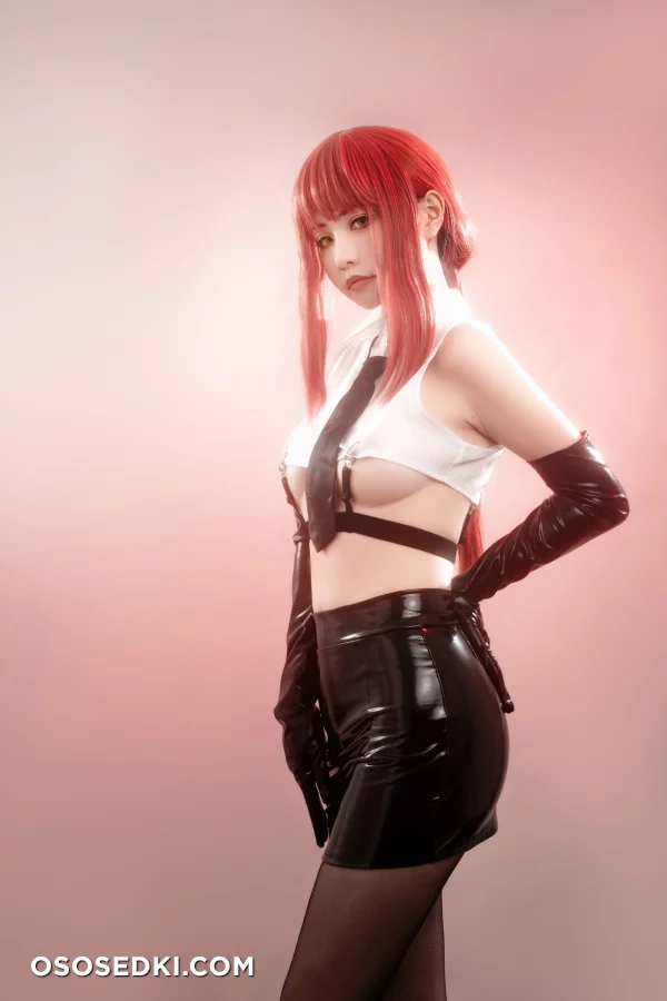 HornyCos - Red-Haired Petite Beauty Cosplays As Chainsaw Man Makima (Patreon) - 36