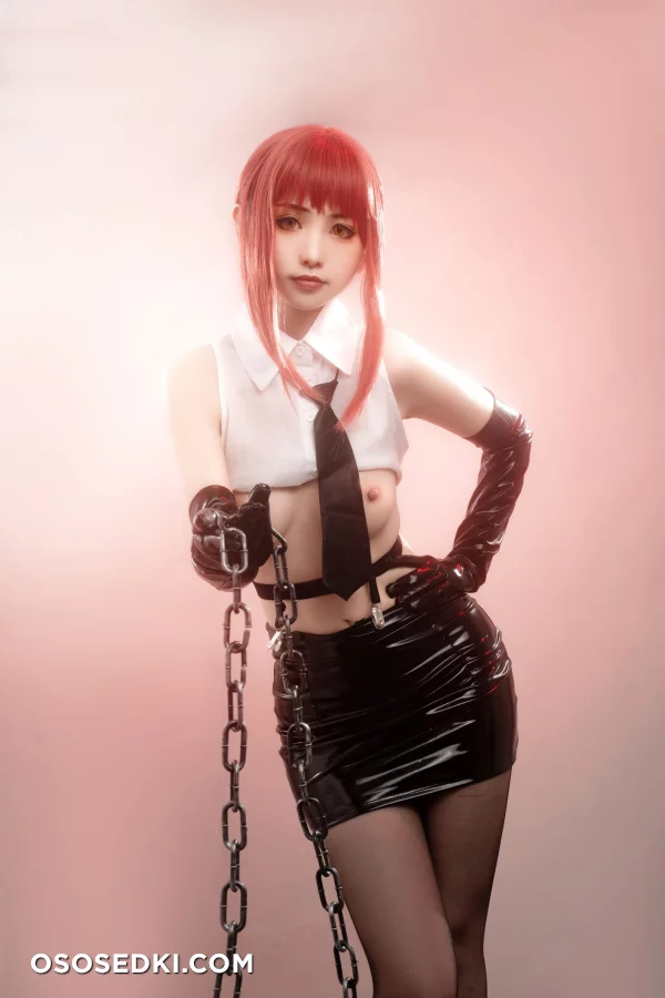 HornyCos - Red-Haired Petite Beauty Cosplays As Chainsaw Man Makima (Patreon) - 40