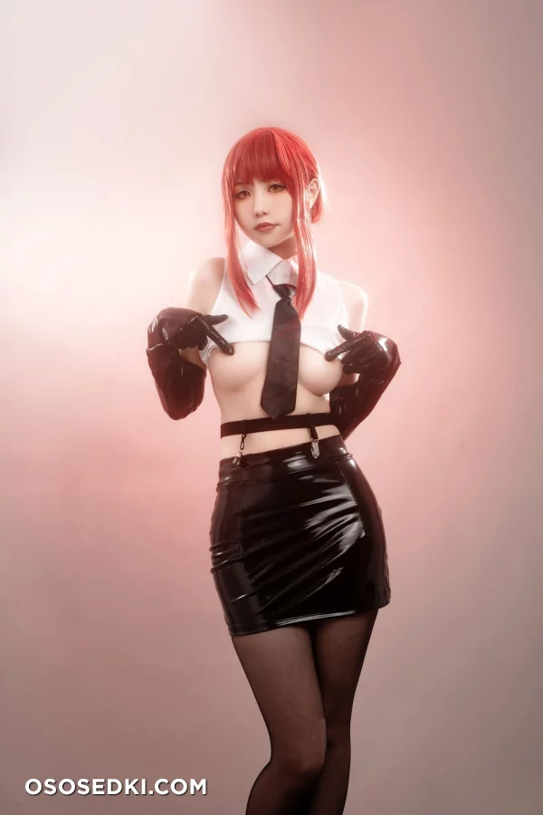 HornyCos - Red-Haired Petite Beauty Cosplays As Chainsaw Man Makima (Patreon) - 42