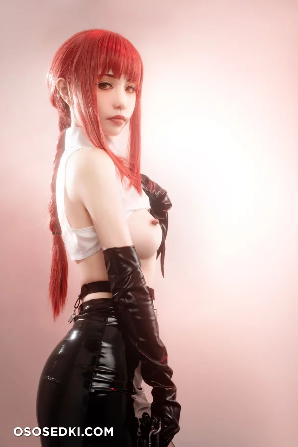 HornyCos - Red-Haired Petite Beauty Cosplays As Chainsaw Man Makima (Patreon) - 81