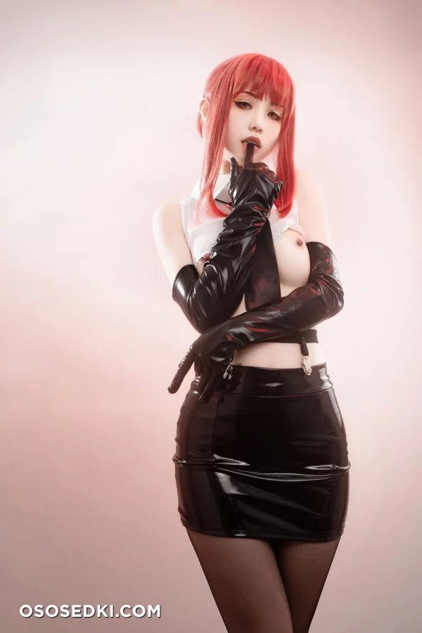 HornyCos - Red-Haired Petite Beauty Cosplays As Chainsaw Man Makima (Patreon) - 85
