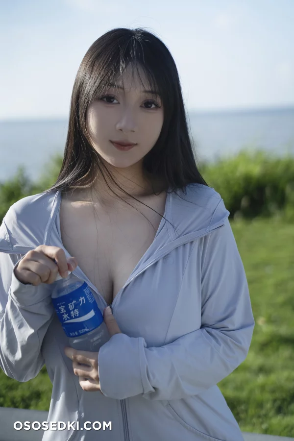 HornyCos - Busty Asian Teen Shows Off Beautiful Body Outdoors (Patreon) - 7