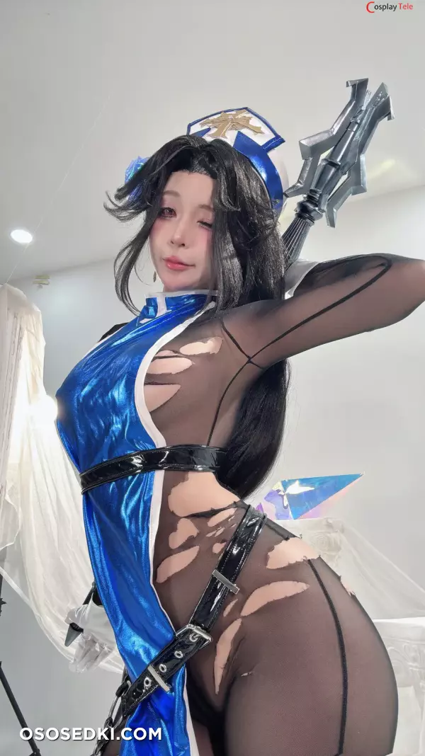 Umeko J cosplay Maiden Ice Rose - NIKKE - 82