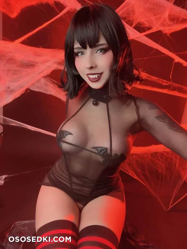 Yuzuki Miiu - Mavis Dracula - 28