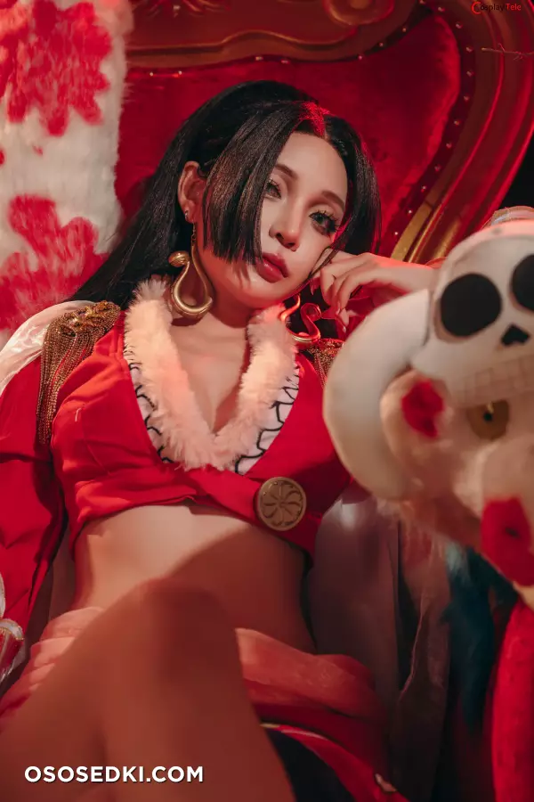 Umeko J cosplay Boa Hancock - One Piece - 11