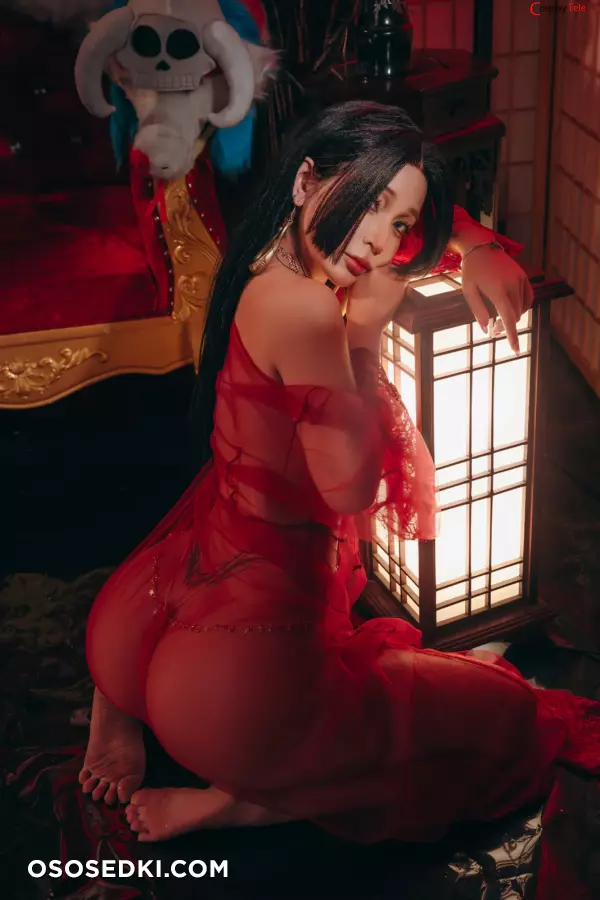 Umeko J cosplay Boa Hancock - One Piece - 35