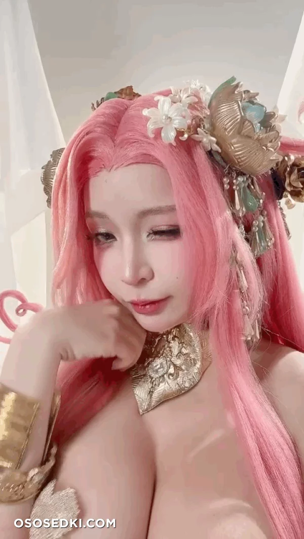 Umeko J - Aphrodite - Hades - 86