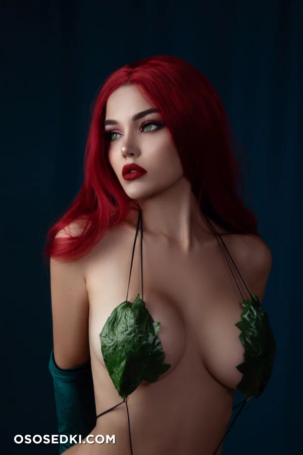 Kalinka Fox | Christina Fink - Poison Ivy - Batman - 23