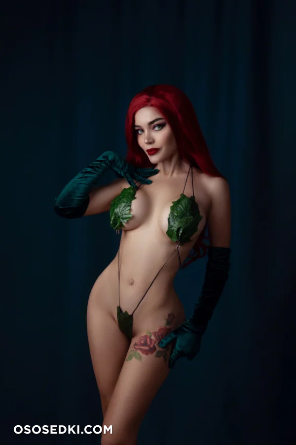 Kalinka Fox | Christina Fink - Poison Ivy - Batman - 4