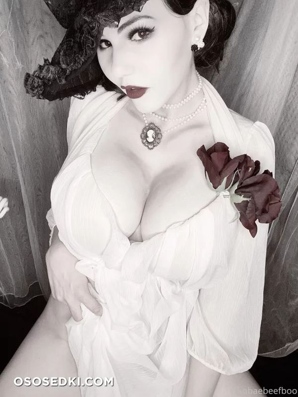 Kobaebeefboo - Alcina Dimitrescu - Resident Evil | Biohazard - 3