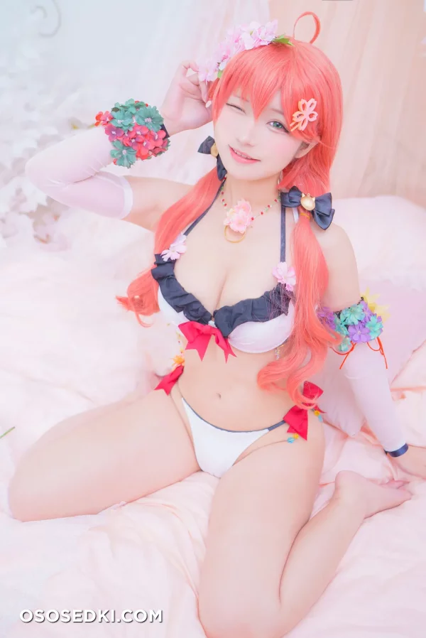 Takanashi Hanari - Sakura Miko - Hololive - 1