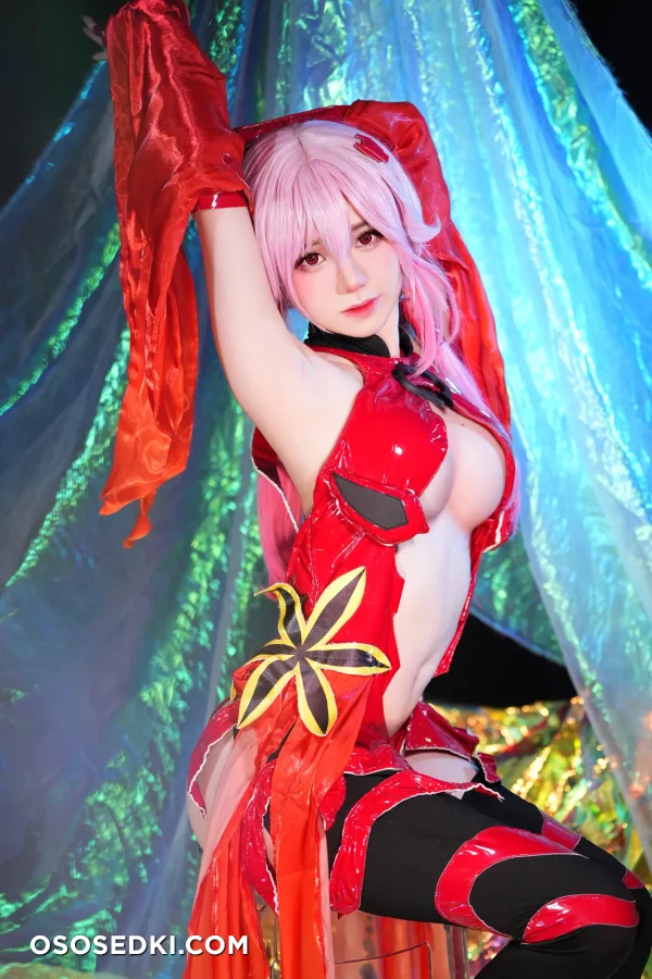 Sally Dorasnow - Inori Yuzuriha - Guilty Crown - 26