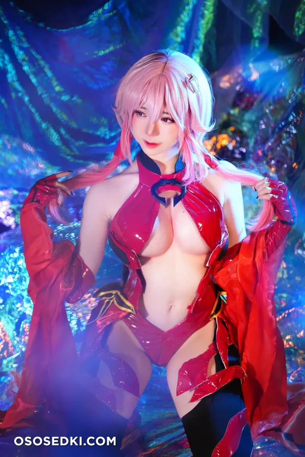 Sally Dorasnow - Inori Yuzuriha - Guilty Crown - 29