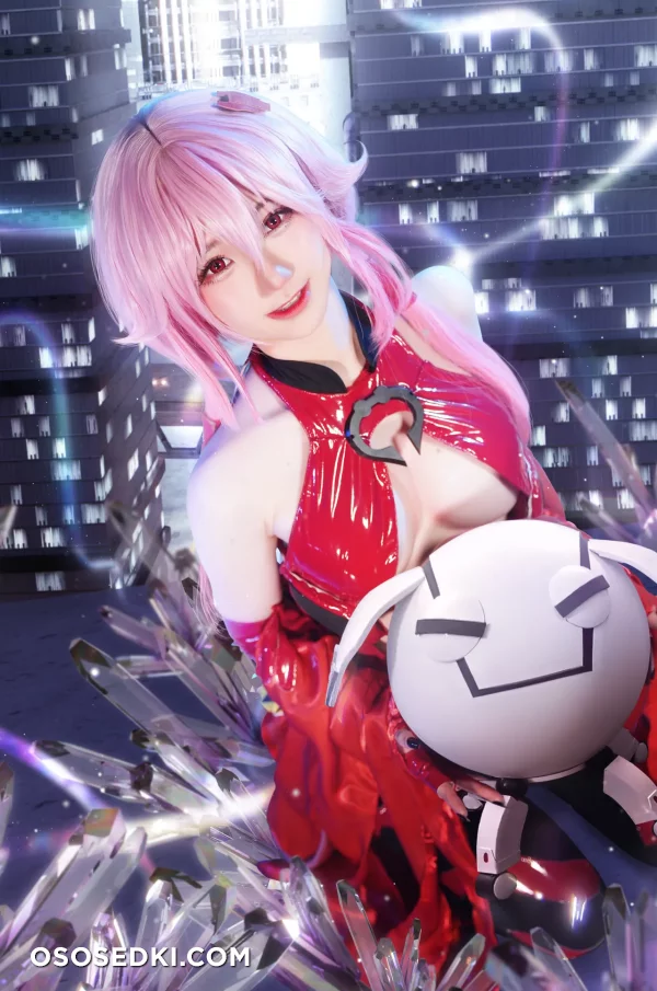 Sally Dorasnow - Inori Yuzuriha - Guilty Crown - 3