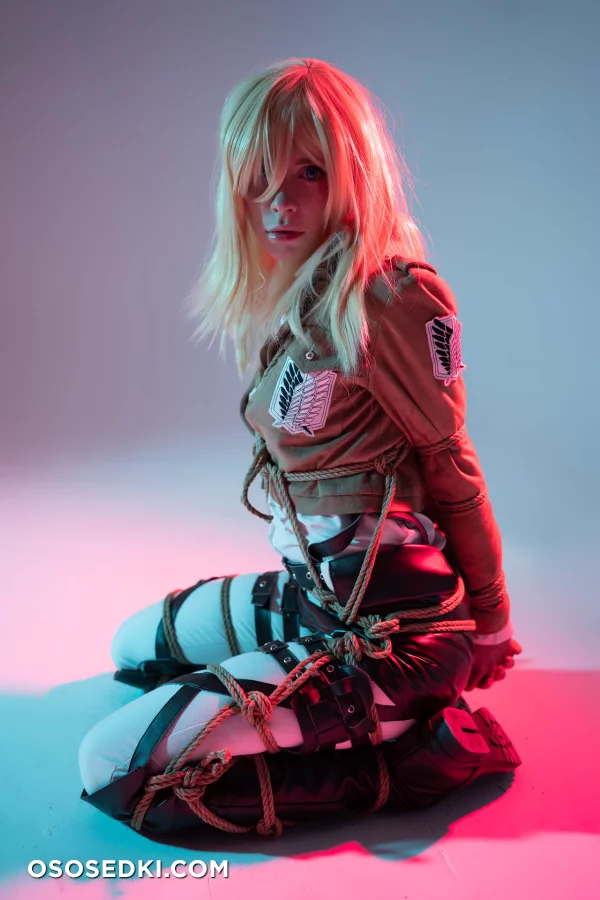 Aleksandra Bodler - Krista Lenz - Shingeki No Kyojin | Attack On Titan - 16
