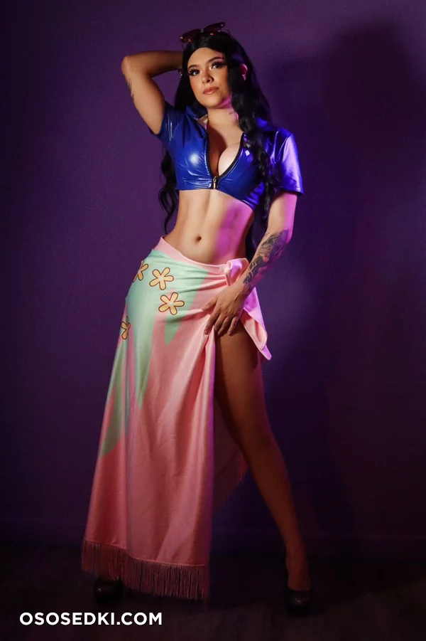GundamChick - Nico Robin - One Piece - 9