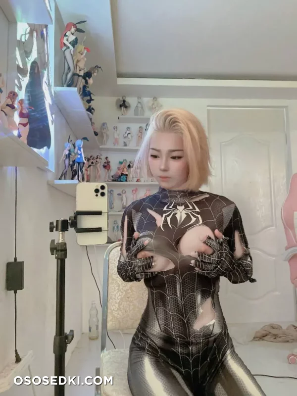 Akari - Venom - Spider-man - 4