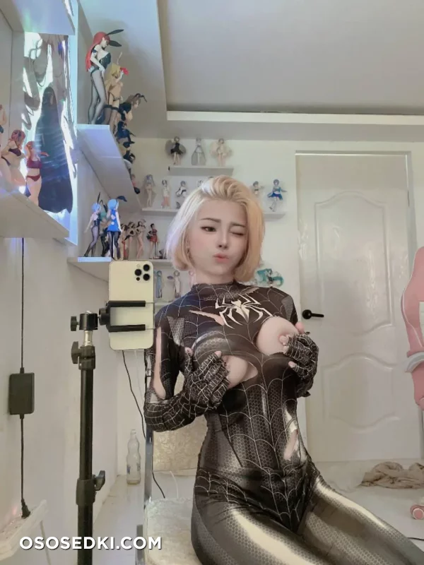 Akari - Venom - Spider-man - 8