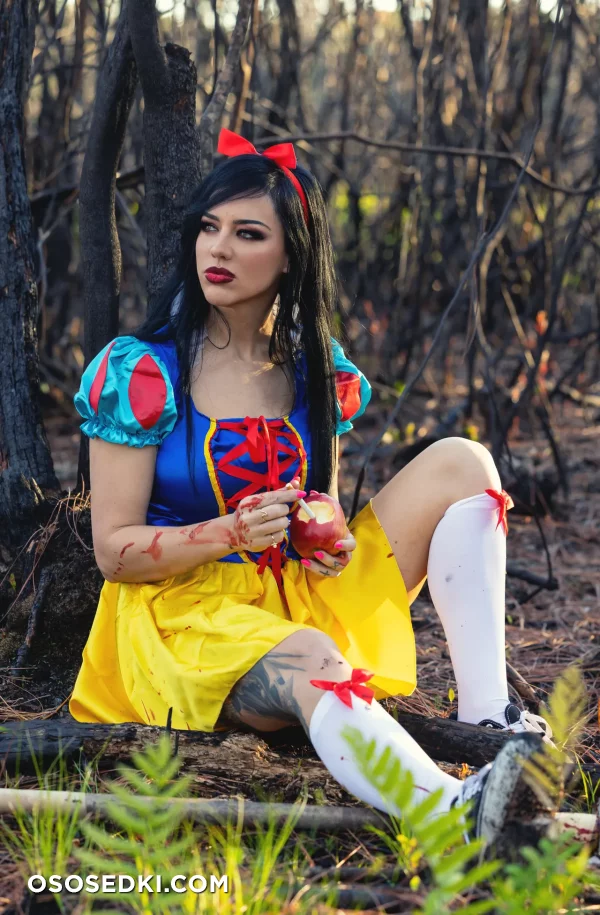 Alex Zedra - Snow White - Snow White And The Seven Dwarfs - 12