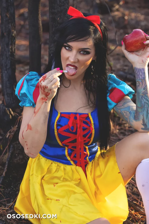 Alex Zedra - Snow White - Snow White And The Seven Dwarfs - 13