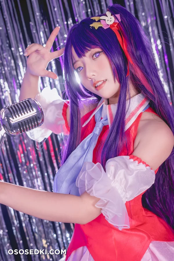Messie Huang - Ai Hoshino - Oshi No Ko - 10