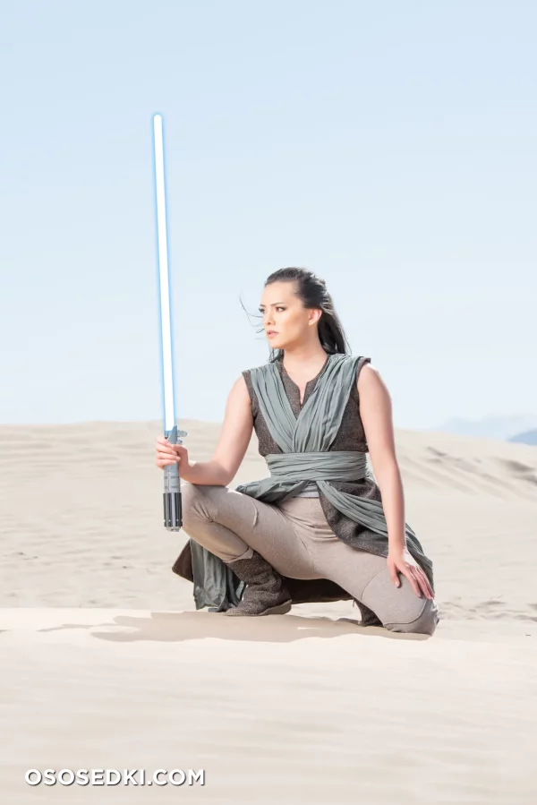Joanie Brosas - Rey - Star Wars - 10